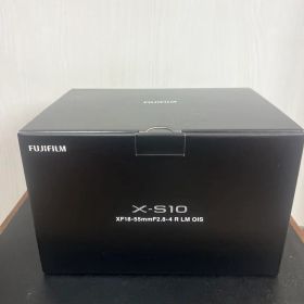 FUJIFILM X-S10 本体のみ