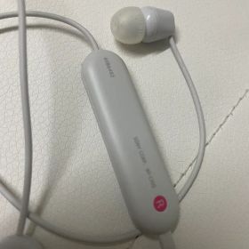 SONY WI-C200 ベージュ ワイヤレスカナル型イヤホン