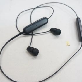 ♪SONY★WI-C100 /BK管理9 ワイヤレスイヤホン