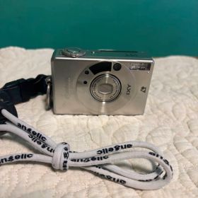 Canon IXY 320 コンパクトデジタルカメラ 本体