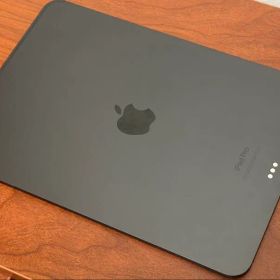 iPad Pro 11インチ M4 512GB Smart Folio付 保証有