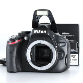 撮影枚数1,654枚【ニコン】Nikon D5100 デジタル一眼レフカメラ + SDカード #U312A