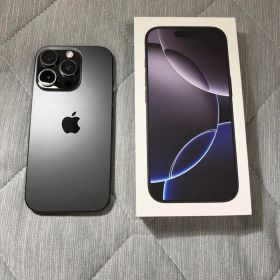iPhone 16 Pro 256GB ブラックチタニウム