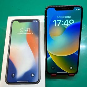 Apple iPhone X 64GB シルバー SIMフリー