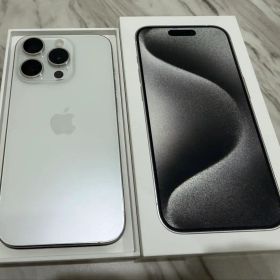 Apple iPhone 15 Pro 本体 256GB