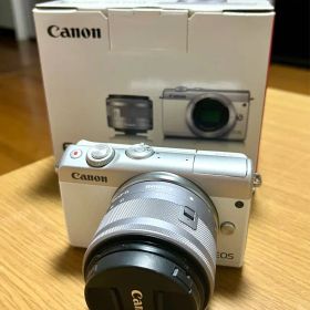 Canon EOS M100 レンズキット