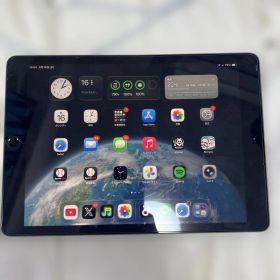 美品 128GB Apple iPad8世代本体