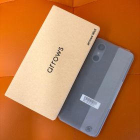 【新品未使用】docomo arrows We3 ブラック F-52G