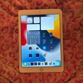 Apple iPad Air 第2世代 Cellular版 16GB シルバー