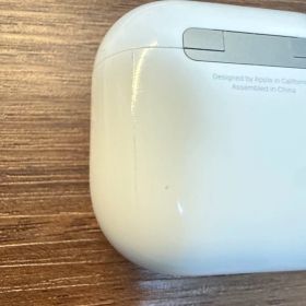 Apple AirPods4 ノイズキャンセリング