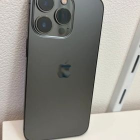 iPhone 13 Pro 256GB グラファイト(ブラック)