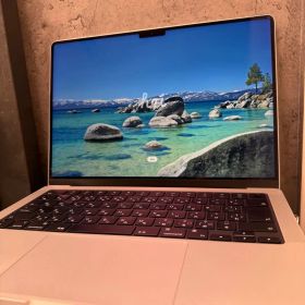 MacBook Pro 14インチ M3チップ 8GB 512GB
