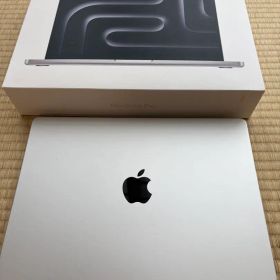 MacBook Pro 14インチ M3 36GB 1TB バッテリー100%