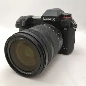 【中古】Panasonic LUMIX DC-S1M 標準ズームSレンズキット DC-S1M-K ブラック【新宿2】保証期間１ヶ月【ランクB】
