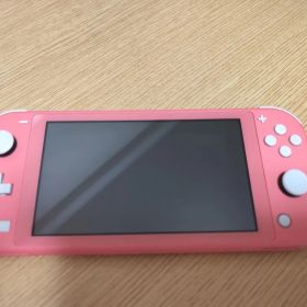 Nintendo Switch Lite コーラル