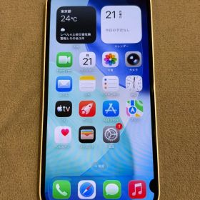 iPhone13 128GB ホワイト バッテリー75%