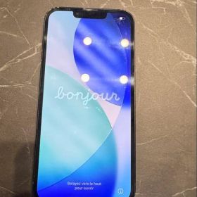 iPhone13 中古