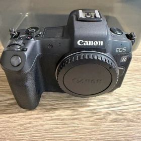 Canon デジタル一眼 EOS R ボディ ブラック