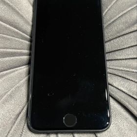 iPhone 8ブラック 本体