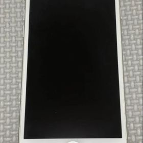 Apple iPhone8本体 ホワイト