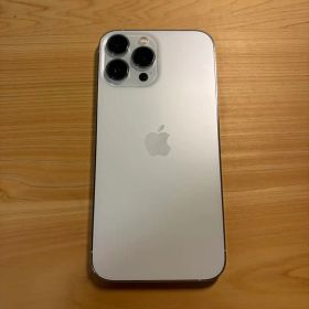 iPhone13ProMAX 128GB SIMフリー ワイヤレス充電器付き