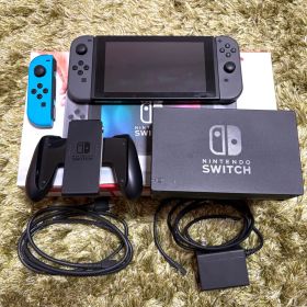 Nintendo Switch 本体（グレー）