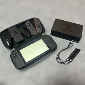 Nintendo Switch 本体 Joy-Con 2セット付き