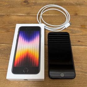 iPhone SE 第3世代 ミッドナイト 128GB バッテリ78% SE3