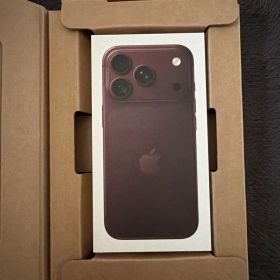 Apple iPhone 18 Pro 256GB Burgundy