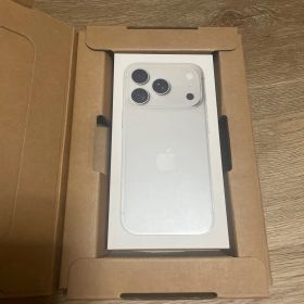 【即日発送】iPhone18Pro 512GB 新品SIMフリー シルバー