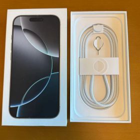 iPhone 16 Pro 512GB ホワイトチタニウム SIMフリー 美品