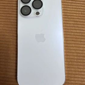 Apple iPhone 14 Pro 本体