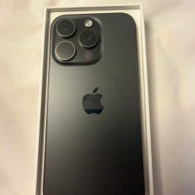 Apple iPhone 15 Pro 本体SIMフリー