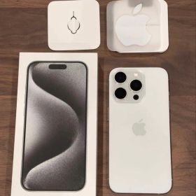 iPhone 15 Pro 128GB ホワイトチタニウム SIMフリー