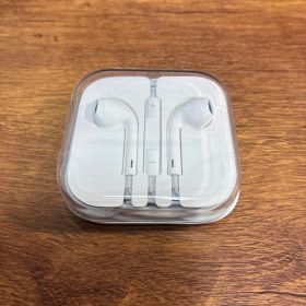 未開封 純正 Apple EarPods 3.5mmプラグ 本体
