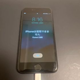 Apple iPhone 7 ブラック A1779 本体