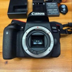 Canon EOS 9000D デジタル一眼レフカメラ 本体