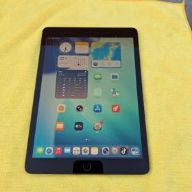 iPad 第8世代 32GB Wi-Fiモデル ÷ バッテリー最大容量：86%