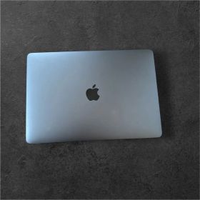 Apple MacBook Pro 本体 2020年発売 13インチ M1