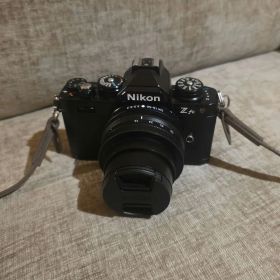 【美品】Nikon Z fc ブラック 16-50mmレンズキット