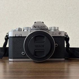 シャッター回数2000回台 Nikon Z fc ミラーレス一眼 レンズキット