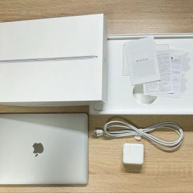 MacBook 12インチ 2017 Core i5 / 8GB / 512GB