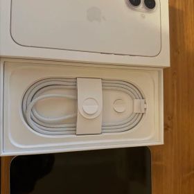iPhone 16 128GB 白
