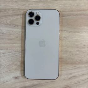 Apple iPhone 12 Pro 本体