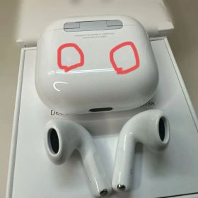 【美品】AirPods 4 ANC非搭載 MXP63J/A P6VVC