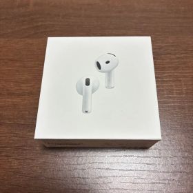 Apple AirPods 4 アクティブノイズキャンセリング搭載