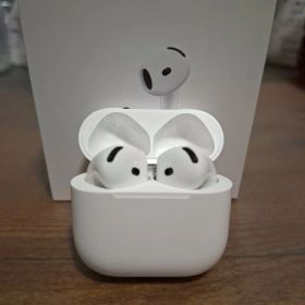 Apple AirPods4 ノイズキャンセリングモデル 本体
