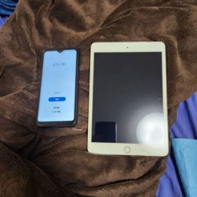 Galaxy A20 32GBとiPad mini 3 16GBの2台セット