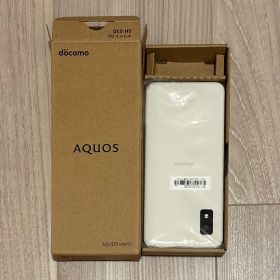 未使用 箱入り AQUOS wish3 SH-53D 本体 ホワイト SIMフ…