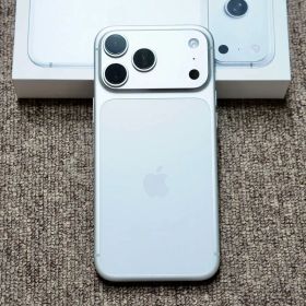 Apple iPhone17promax 256GB SIMフリー